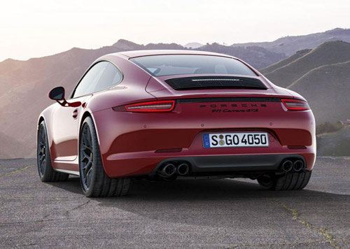 Porsche 911 GTS 2015: Thể thao và mạnh mẽ