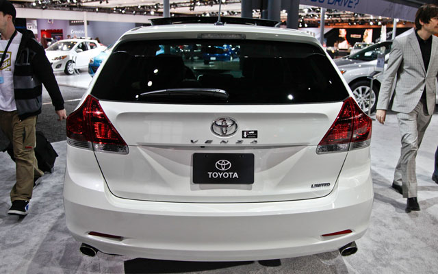 Bảng giá xe Toyota Venza mới cập nhật