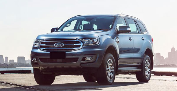 Ford Everest giảm giá sâu lập kỷ lục doanh số