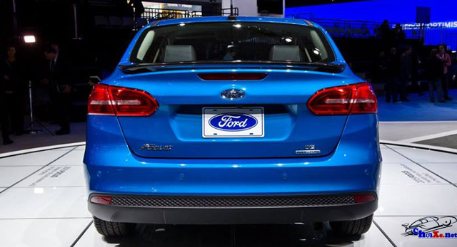 Bảng giá xe ô tô Ford Focus Sedan mới cập nhật