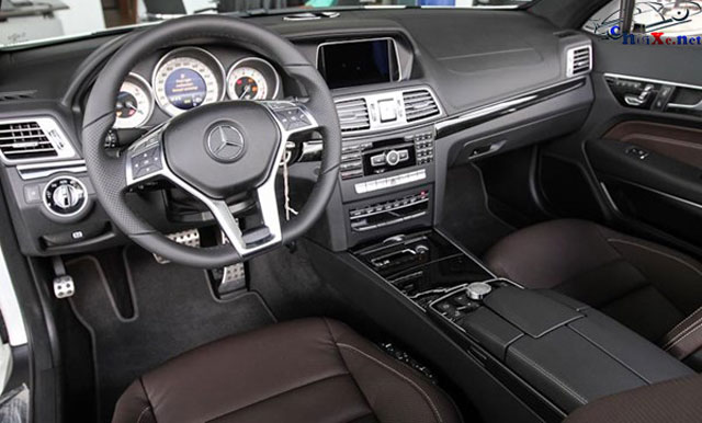 Bảng giá xe Mercedes E400 Cabriolet mới cập nhật