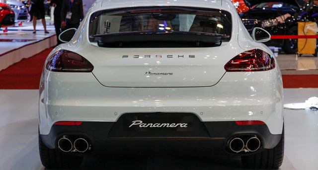 Bảng giá xe ô tô Panamera Manual của Porsche