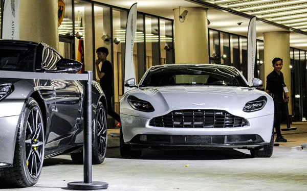 Nhiều siêu xe tụ họp dự Showroom Aston Martin lần đầu tổ chức tại Việt Nam