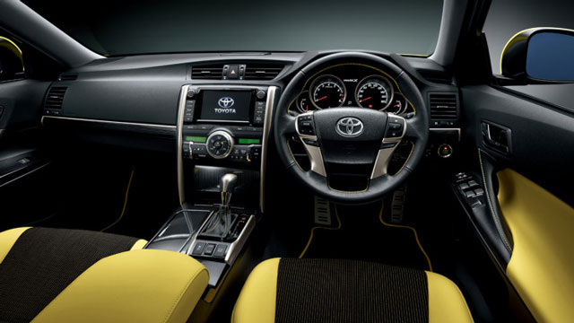 Toyota Mark-X – ‘Đàn anh’ của Toyota Camry chính thức xuất hiện