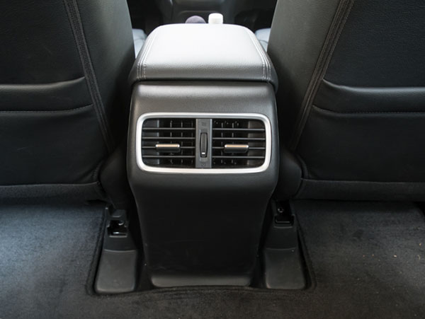 Cửa gió ghế sau Honda CR-V