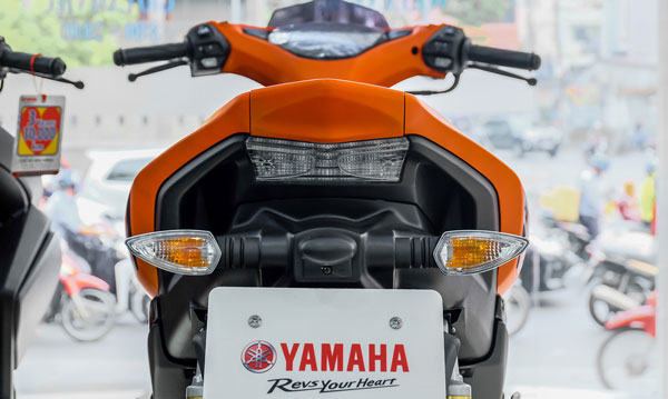 Đánh giá thông số xe Yamaha NVX mới nhất