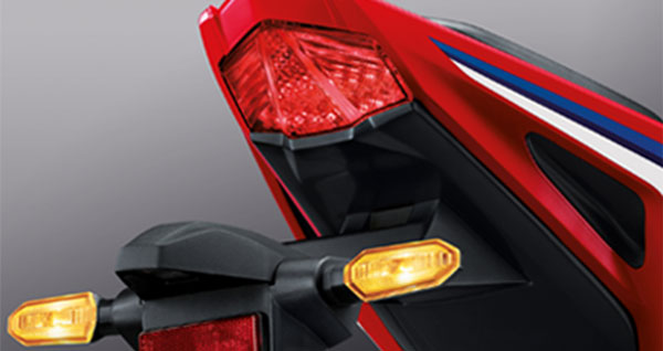 Siêu ngầu với Honda CBR150R 2019 phiên bản mới giá 67 triệu đồng